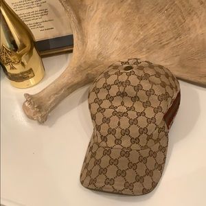 Gucci hat / baseball cap